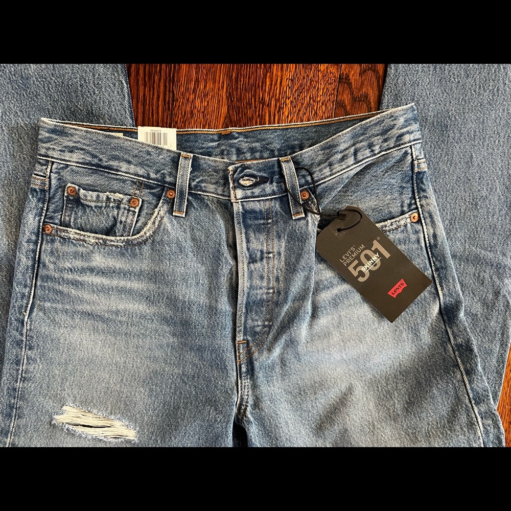 NWT Levi’s 501 skinny